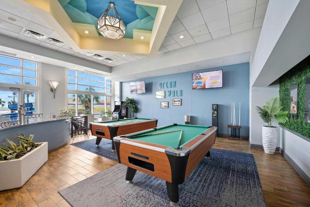2 Bedroom Resort Condo Direct Oceanfront Wyndham Ocean Walk - Daytona Funland 2226 Daytona Beach Exterior foto